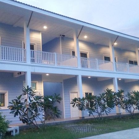Vanilla Ville Resort Khlong Thom Εξωτερικό φωτογραφία